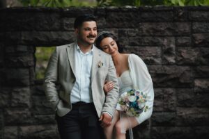 首のニキビとアレルギーとの関係は何ですか？